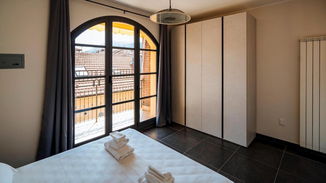 Dei Mille 31 B Apartment Albenga Bagian luar foto