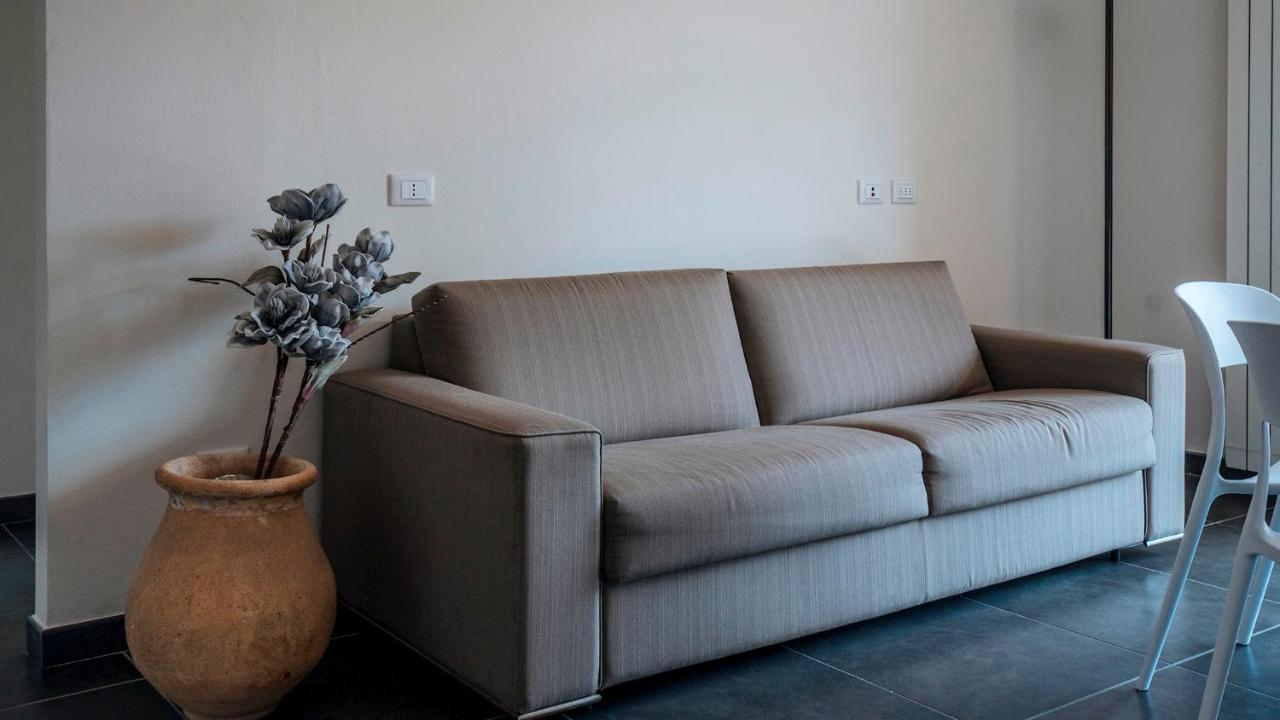 Dei Mille 31 B Apartment Albenga Bagian luar foto