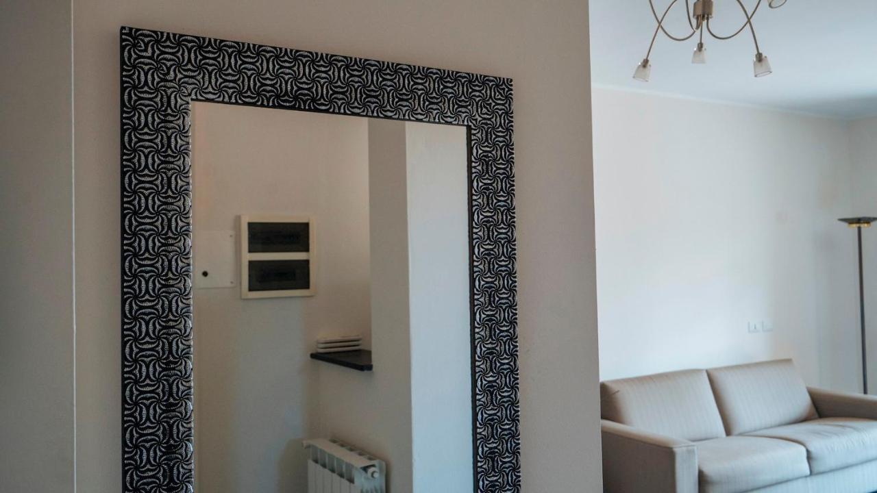 Dei Mille 31 B Apartment Albenga Bagian luar foto