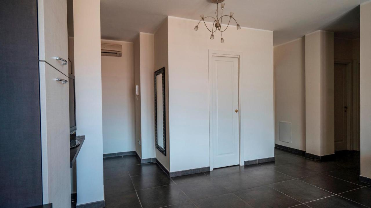 Dei Mille 31 B Apartment Albenga Bagian luar foto