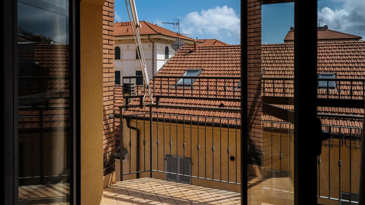 Dei Mille 31 B Apartment Albenga Bagian luar foto