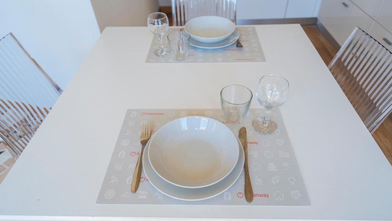 Dei Mille 31 B Apartment Albenga Bagian luar foto